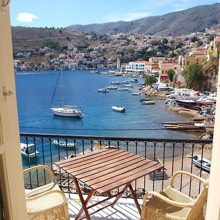 Marina Studios Simi Dış mekan fotoğraf