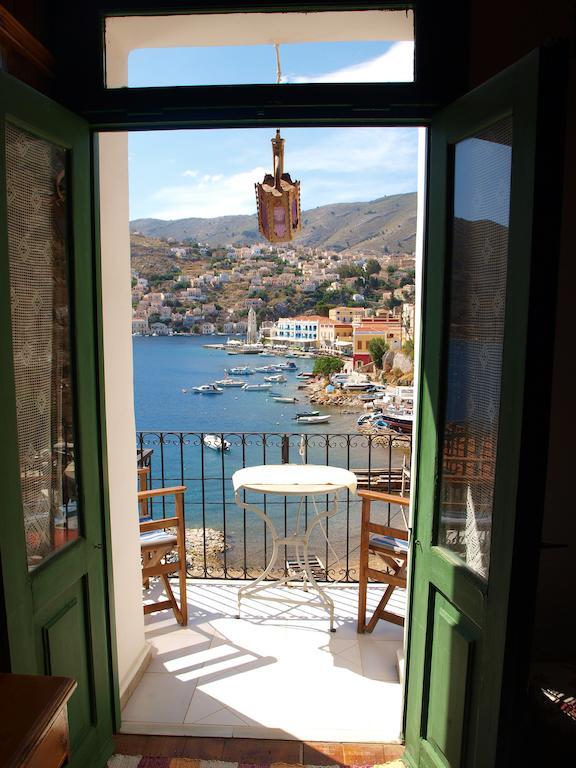 Marina Studios Simi Oda fotoğraf